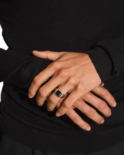 Tom Wood<Tom Wood Kay Ring Black Larvikite Ring